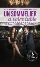 alt="un-sommelier-a-votre-table"