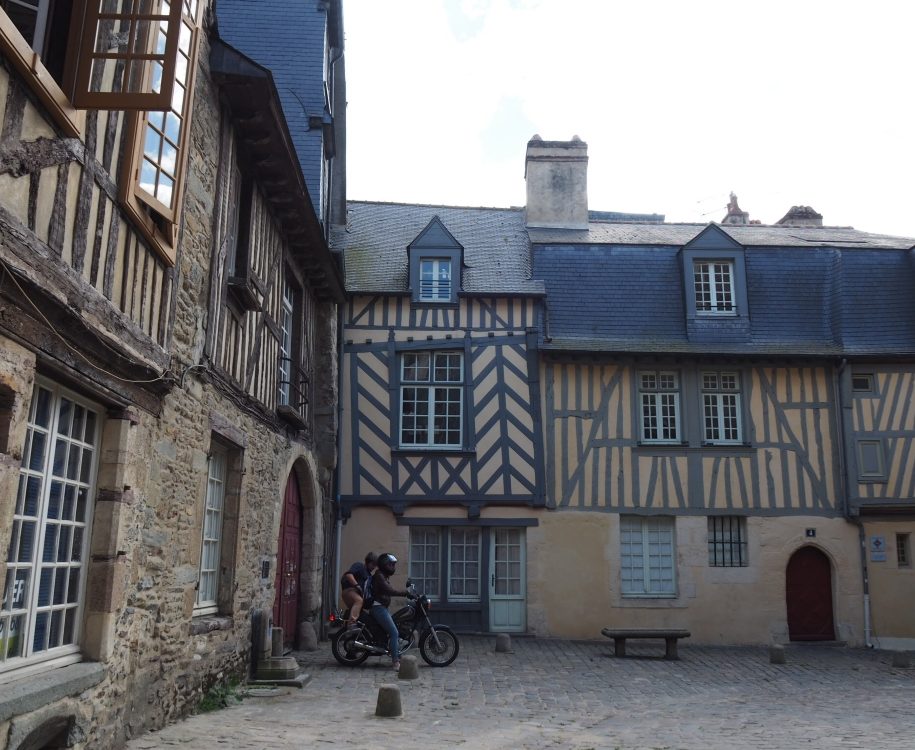 Maisons à pans de bois. Photo: Marie-Julie Gagnon.