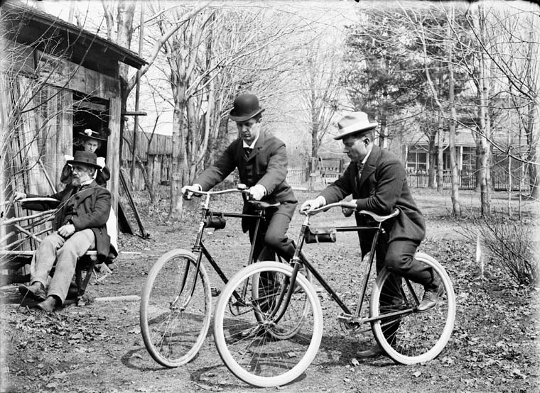 Photo: May Ballantyne Bibliothèque et Archives Canada