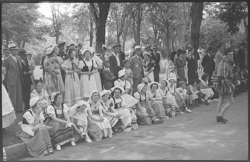 Photo: Conrad Poirier, Archives de la Ville de Montréal