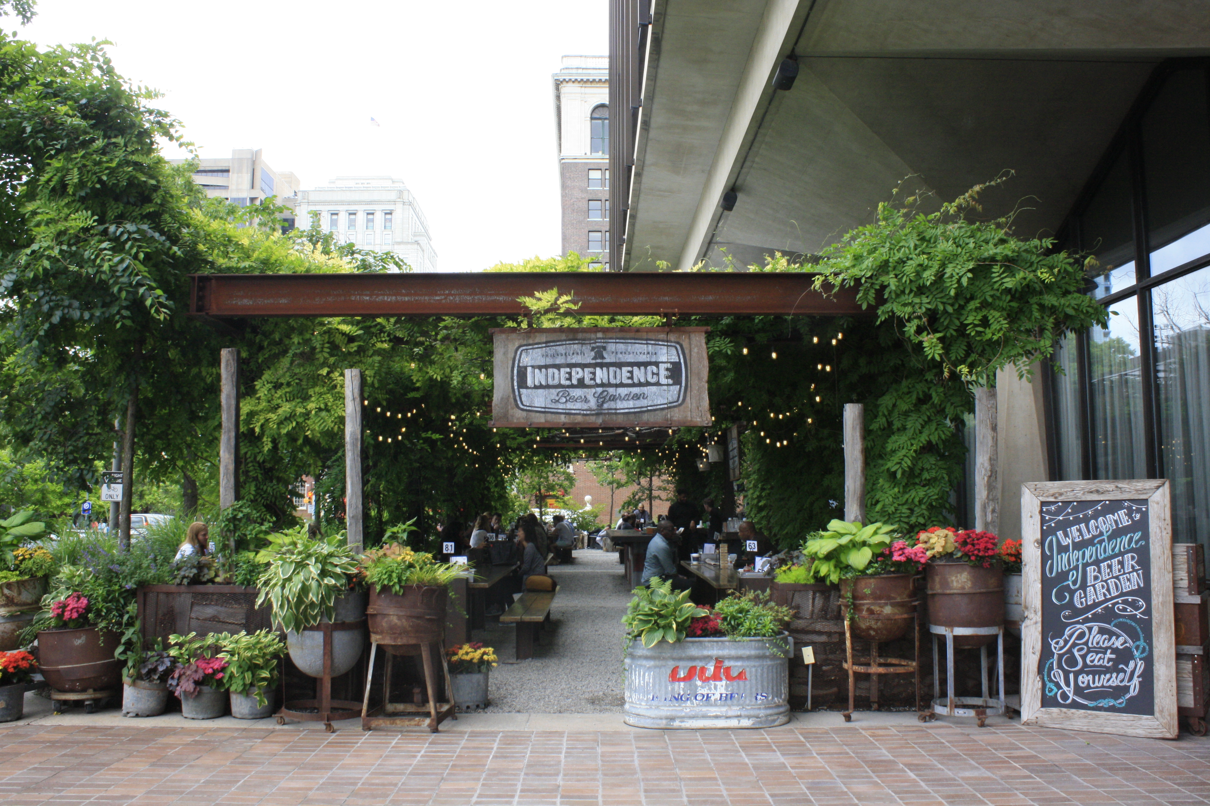 Photo: Véronique Leduc Independance Beer Garden