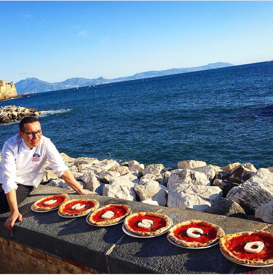 La candidature de la pizza napolitaine a déclenché les passions à Napoli. Photo: Facebook Gino Sobillo artista pizza-napoletana