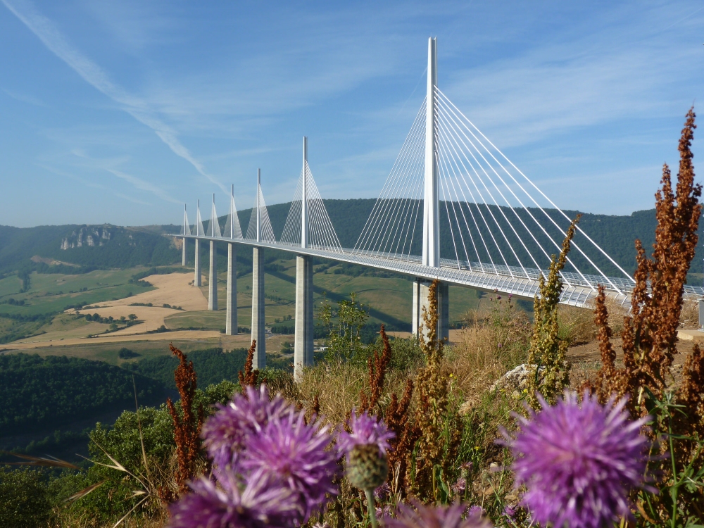 Le viaduc de Millau. Photo: schiiiinken, Flickr