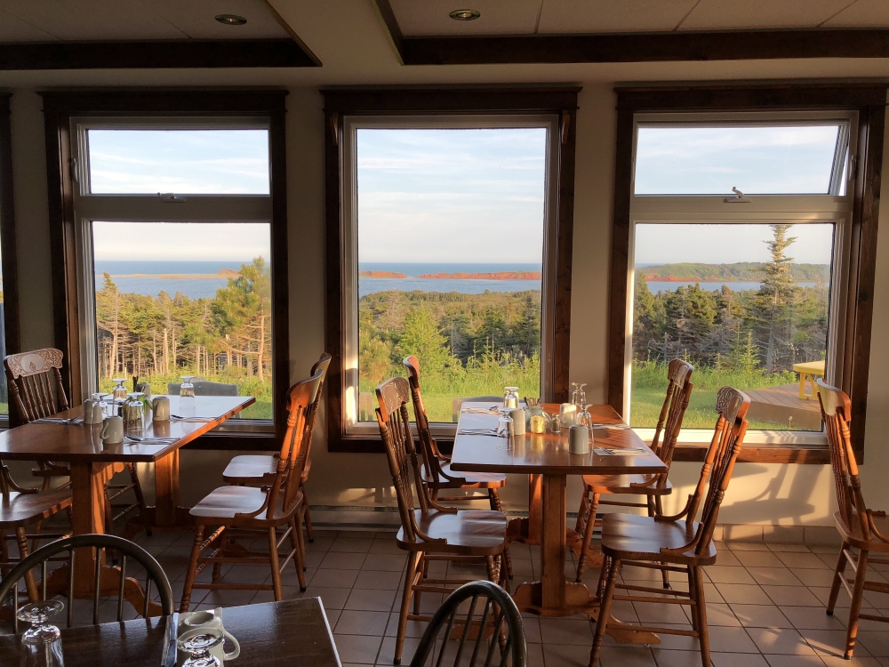 La vue du resto est celle que je décris au début (l’île boudreau est la bande de terre qu’on aperçoit). Photo: Marie-Julie Gagnon