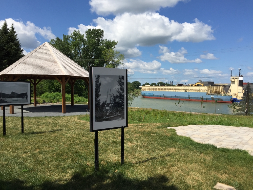 Exposition de photos. Photo: Claude Deschênes