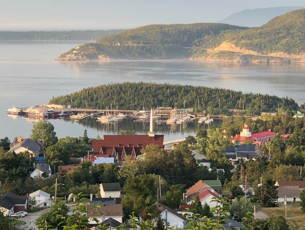 Vue sur Tadoussac. Photo: Marie-Julie Gagnon