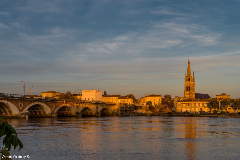 Arrivée à Libourne pour une bonne nuit de sommeil. Photo: Dominique Garcin-Geoffroy, Flickr