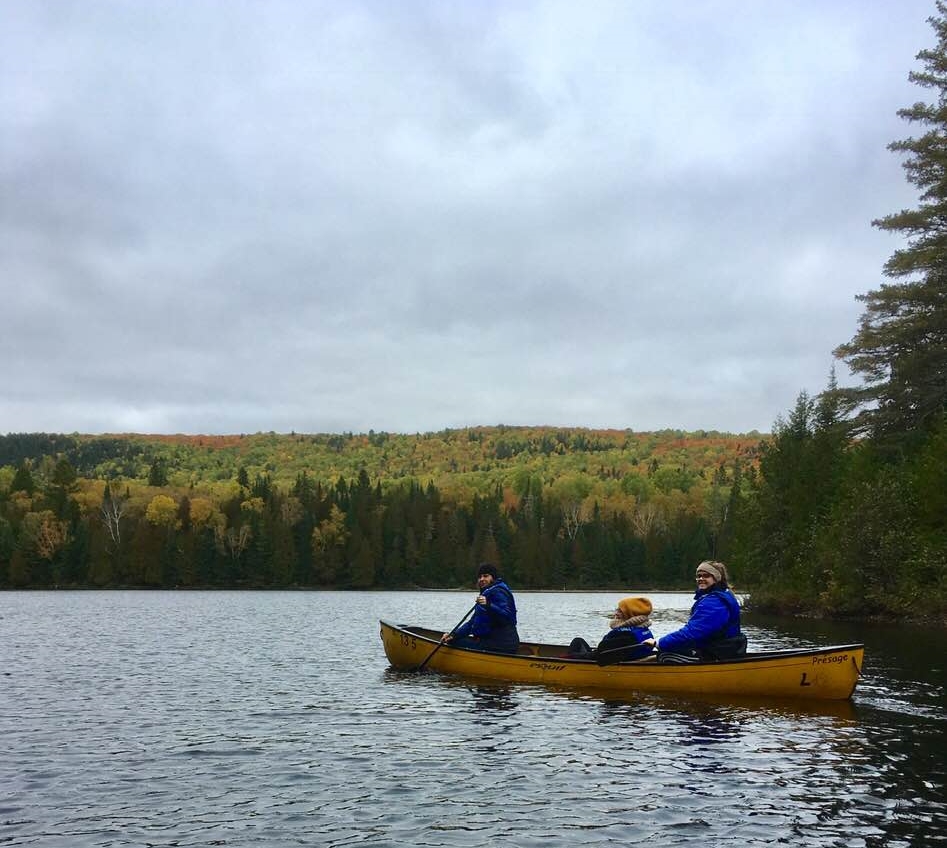 En canot sur le lac de L’Assomption. Photo: Anne Pélouas