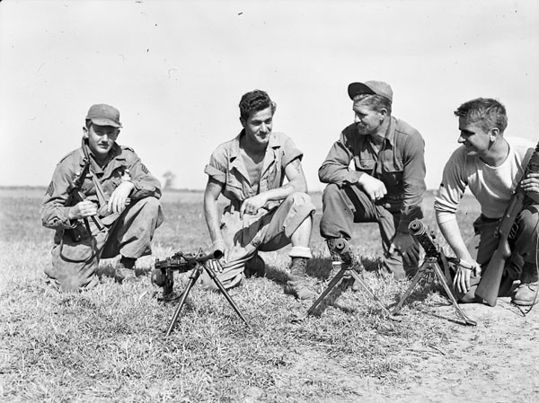 Photo: Lieut. C.E. Nye. Bibliothèque et Archives Canada