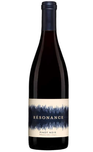 Laissez-vous surprendre par ce pinot noir d’Oregon élaboré par la réputée maison bourguignonne Louis Jadot. Photo: saq.com